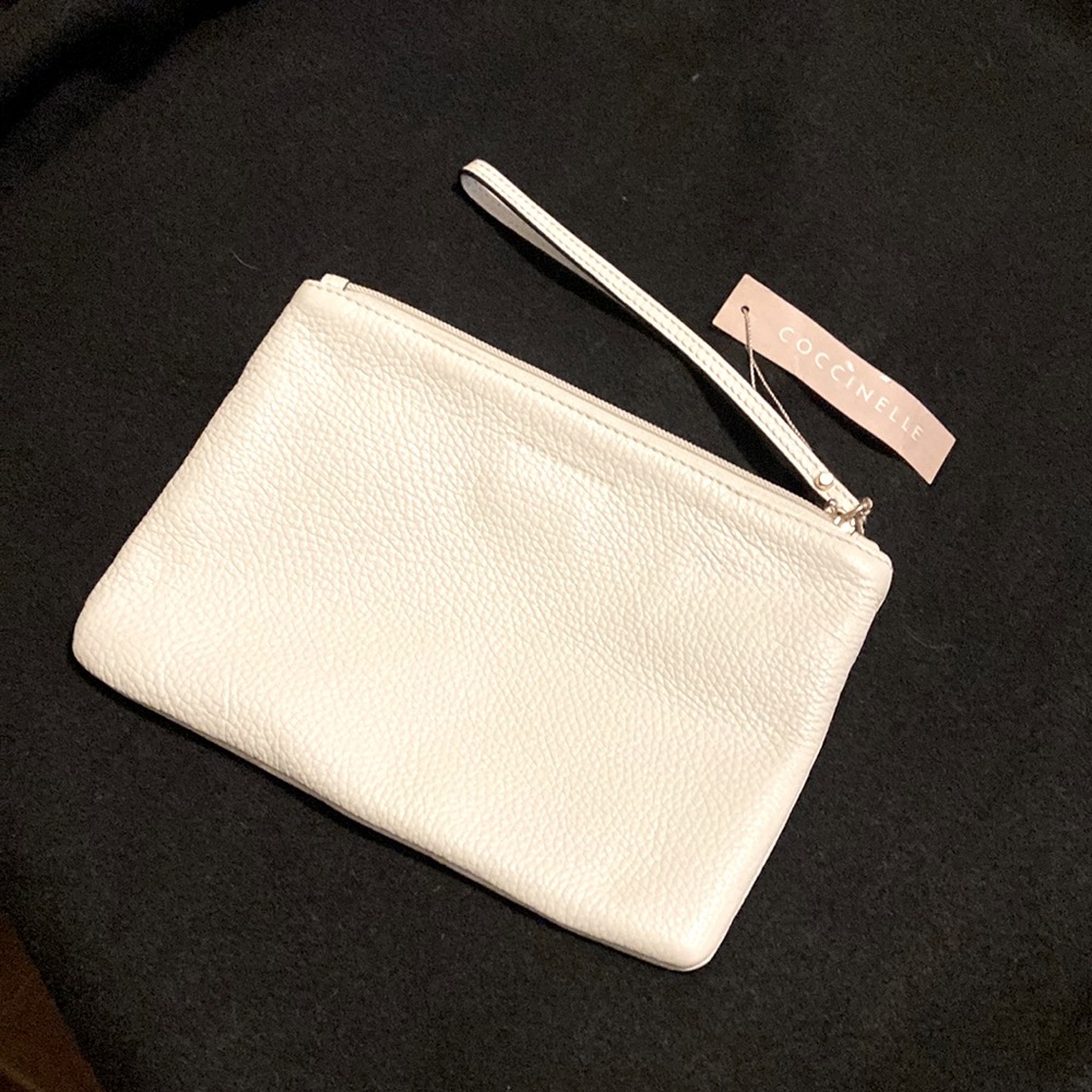 NWT! Coccinelle Leather wristlet ❤️